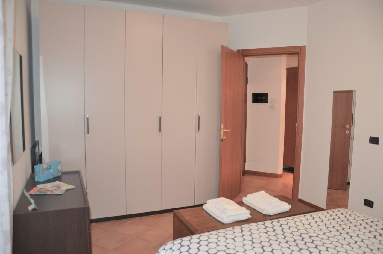 Casa Al Lago Оменья Экстерьер фото